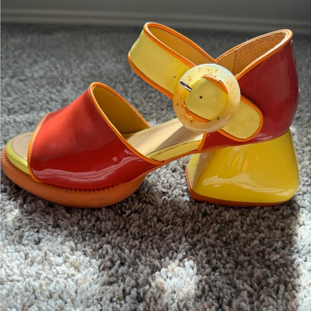 John Fluevog F-Trip Bridgett Leather Sandals - Picture 9 of 9